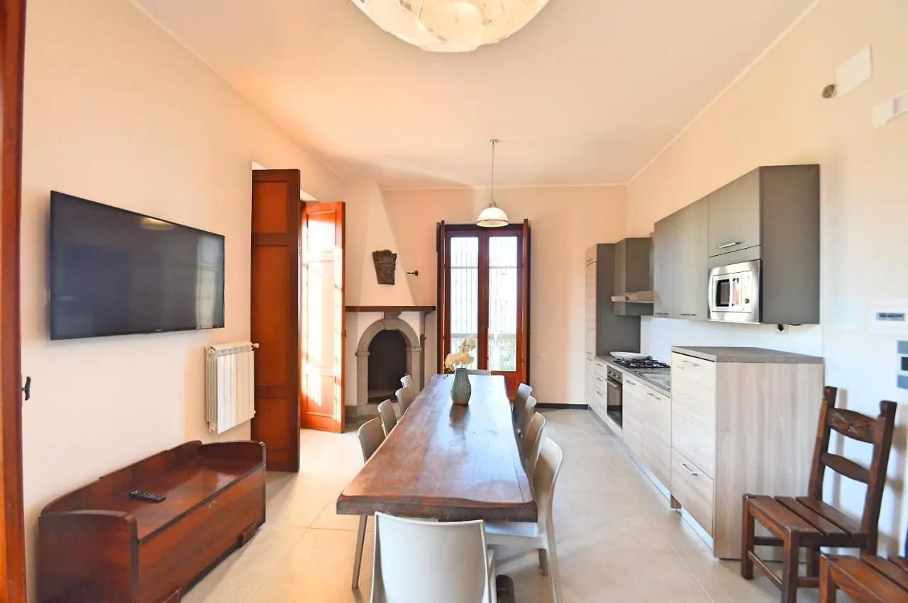 Villa La Timpa: Majestic Etna and Sea View with Private Jacuzzi Acireale