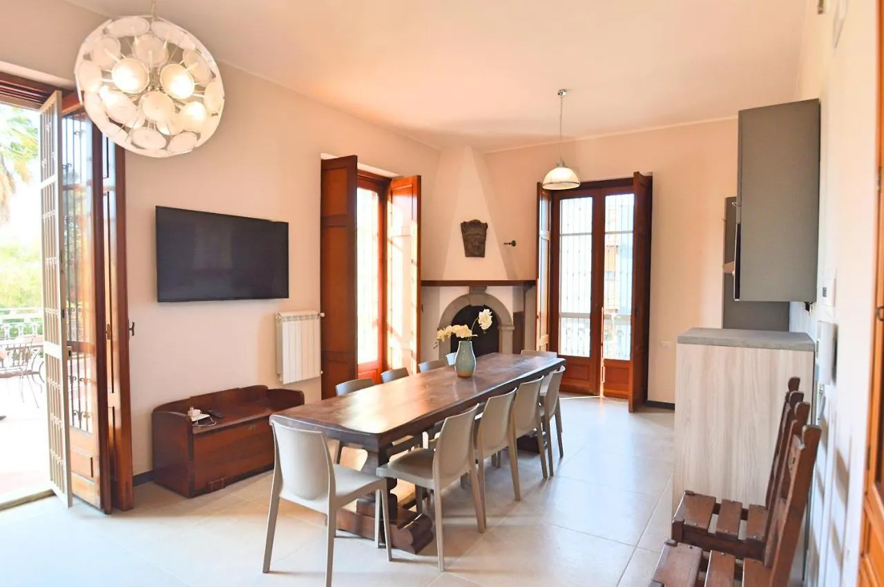 Villa La Timpa: Majestic Etna and Sea View with Private Jacuzzi Acireale