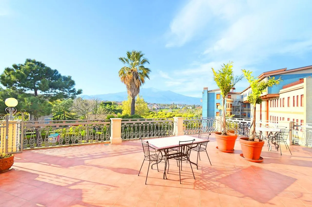 Villa La Timpa: Majestic Etna and Sea View with Private Jacuzzi Acireale Italy