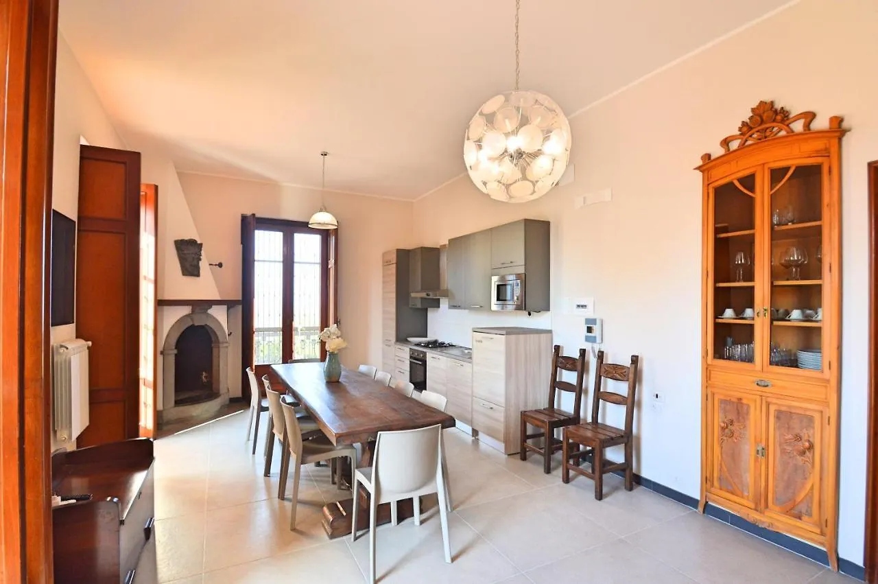 Villa La Timpa: Majestic Etna and Sea View with Private Jacuzzi Acireale 0*,  Italy