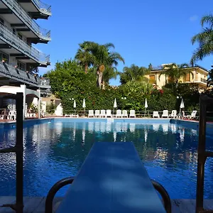 Hotell Wave, Acireale